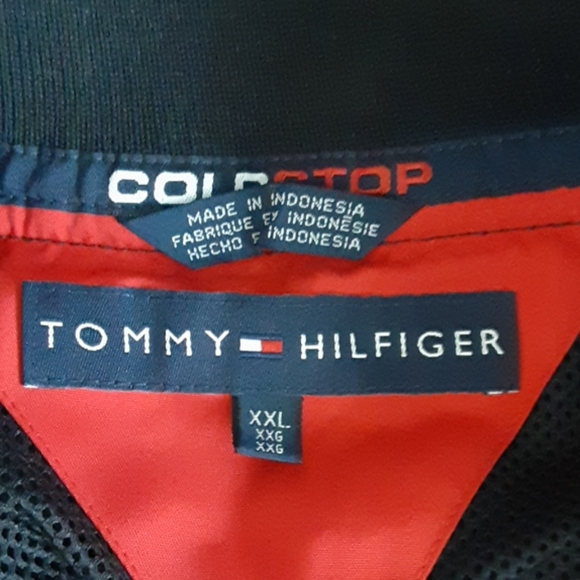 Tommy Hilfiger long sleeve jacket/fleece - Picture 5 of 7